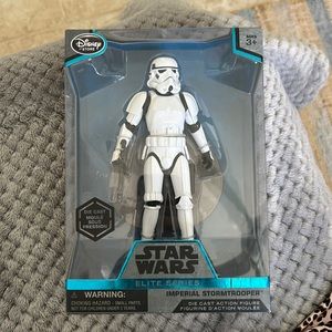 Black Friday deal! Star Wars figurine